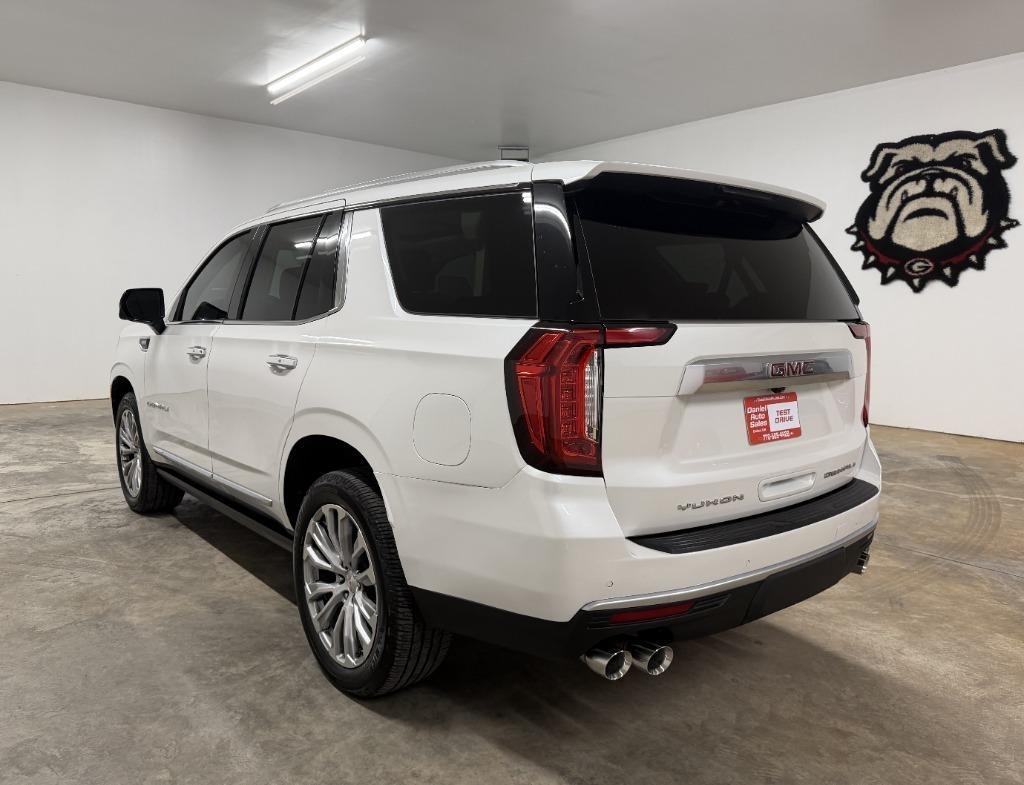 GMC Yukon Denali 4WD 2022