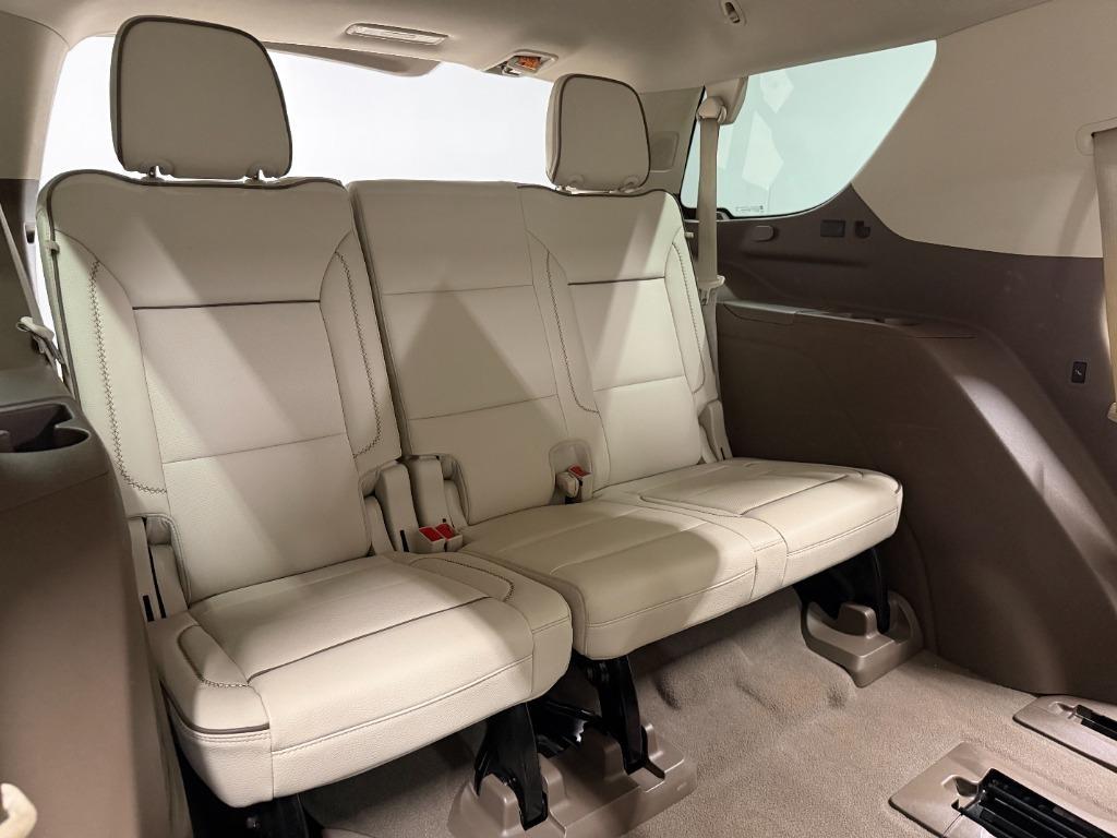 GMC Yukon Denali 4WD 2022