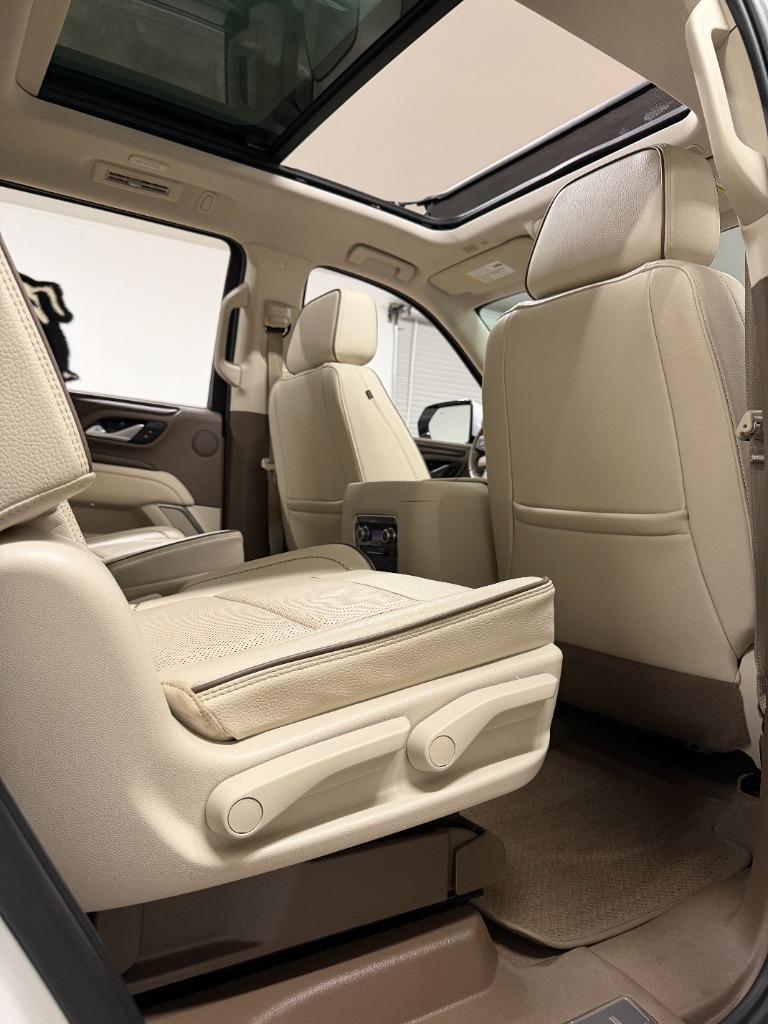 GMC Yukon Denali 4WD 2022