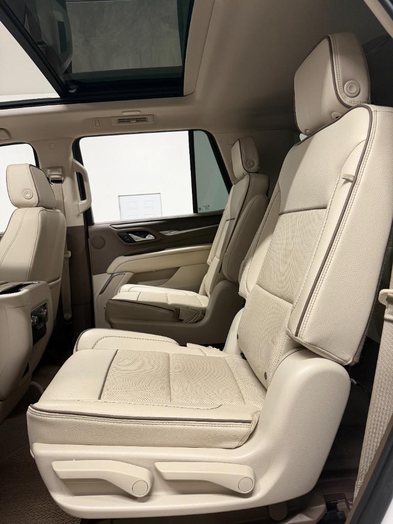 GMC Yukon Denali 4WD 2022