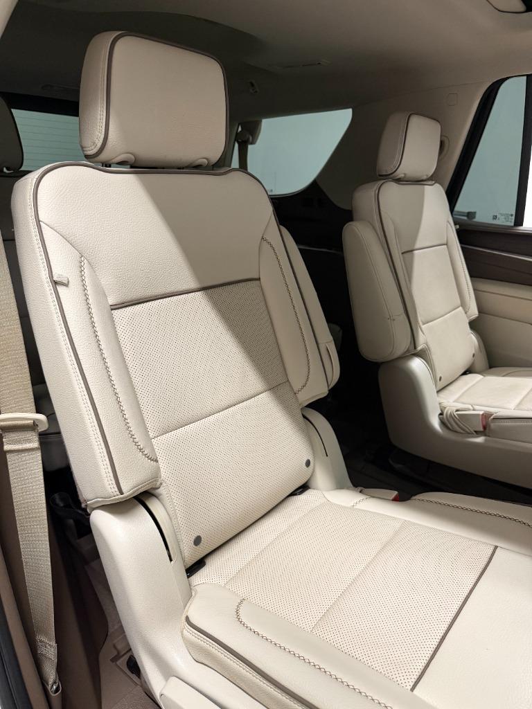 GMC Yukon Denali 4WD 2022