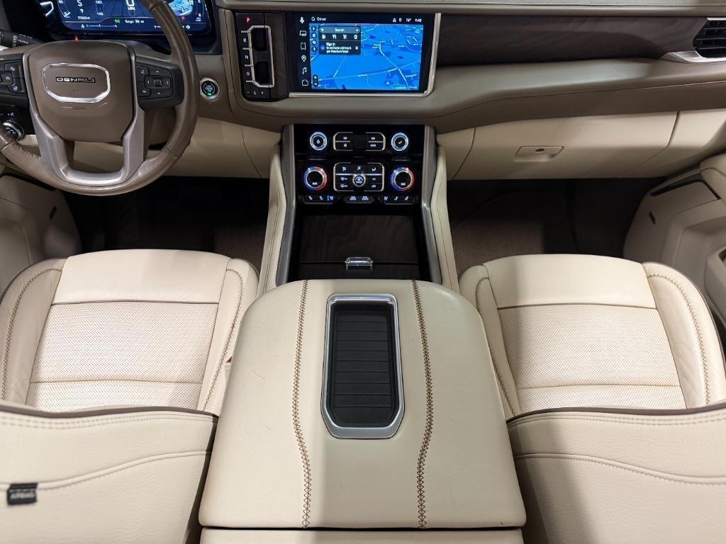 GMC Yukon Denali 4WD 2022