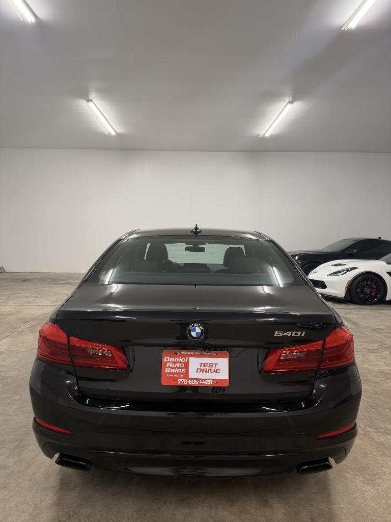 BMW 5-Series 540i 2018