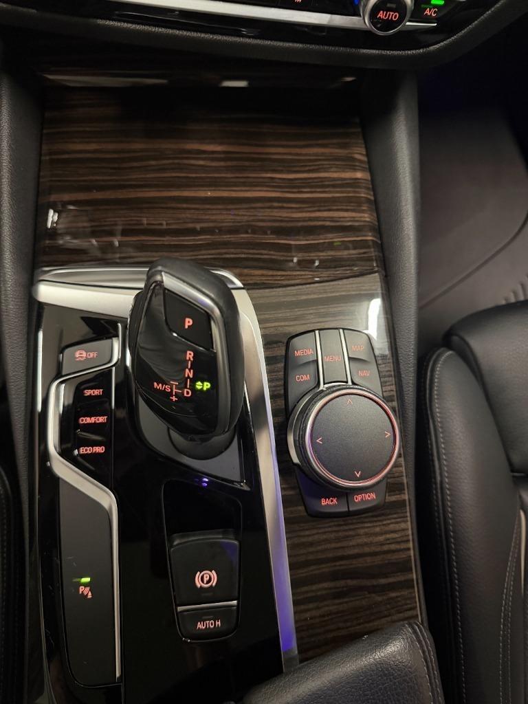 BMW 5-Series 540i 2018