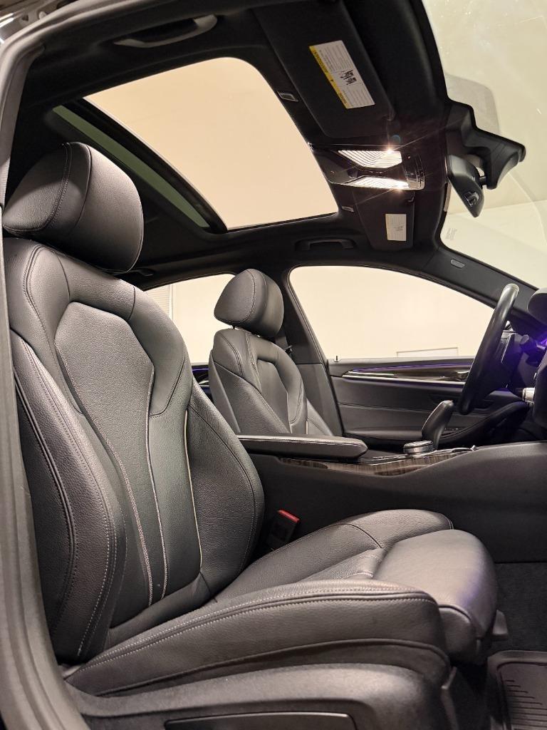 BMW 5-Series 540i 2018