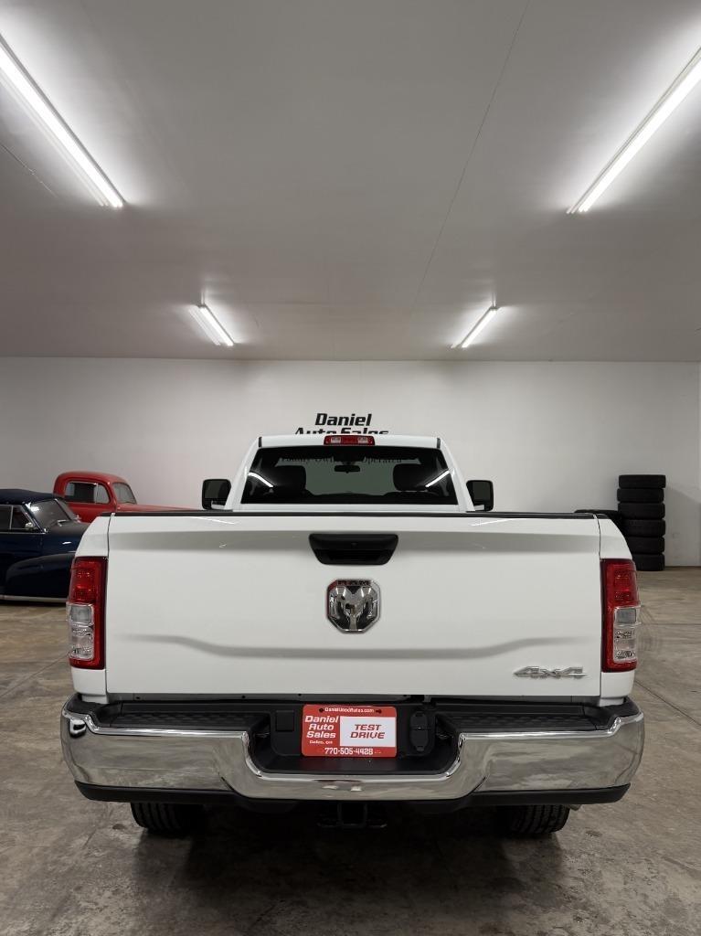 RAM 2500 ST 4WD 2024
