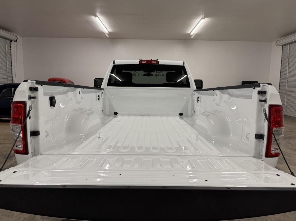 RAM 2500 ST 4WD 2024