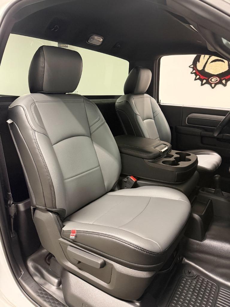 RAM 2500 ST 4WD 2024