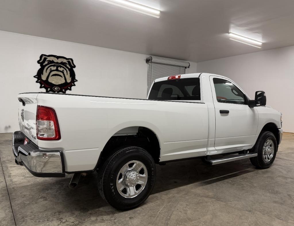 RAM 2500 ST 4WD 2024
