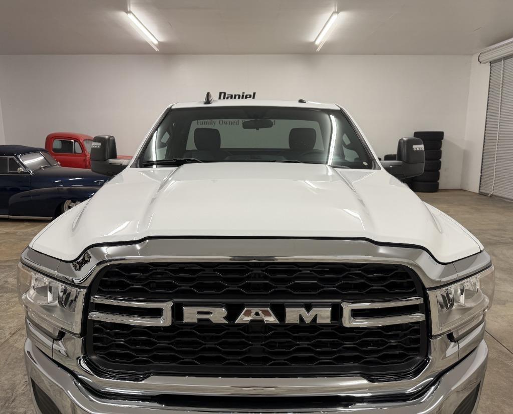 RAM 2500 ST 4WD 2024
