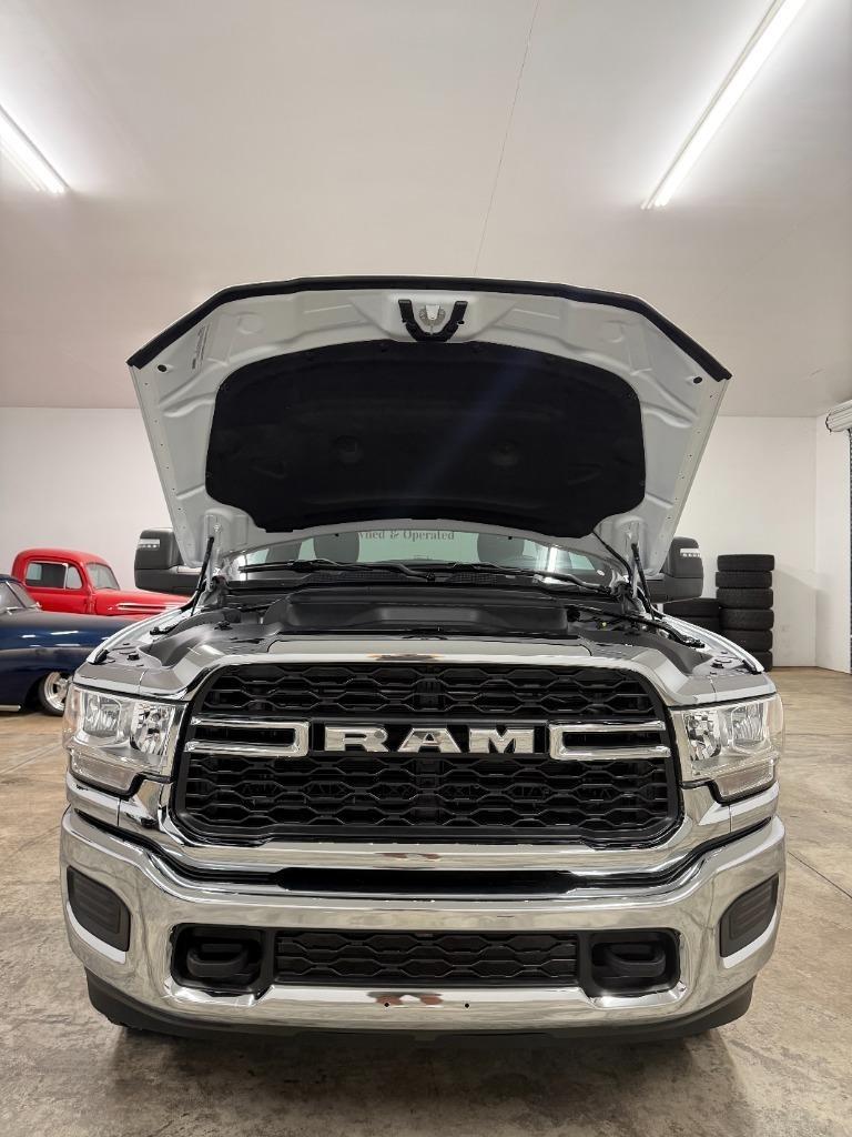 RAM 2500 ST 4WD 2024