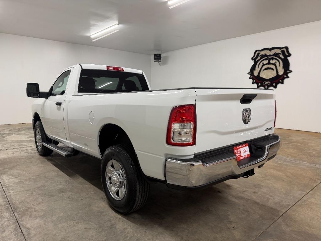 RAM 2500 ST 4WD 2024