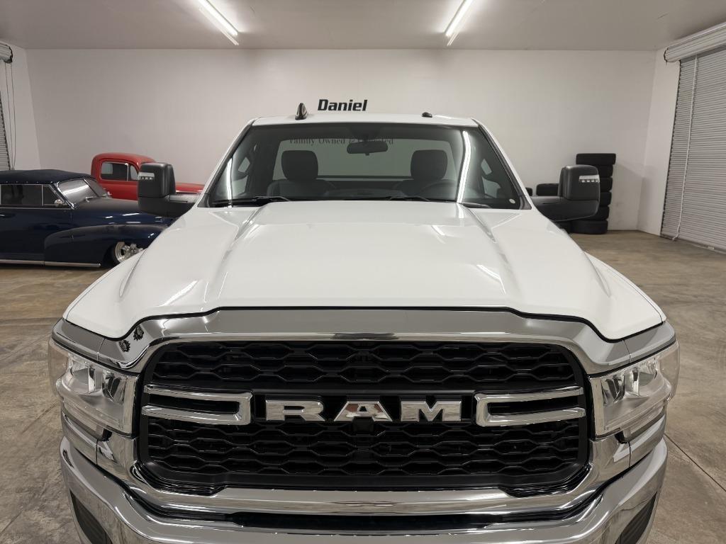 RAM 2500 ST 4WD 2024