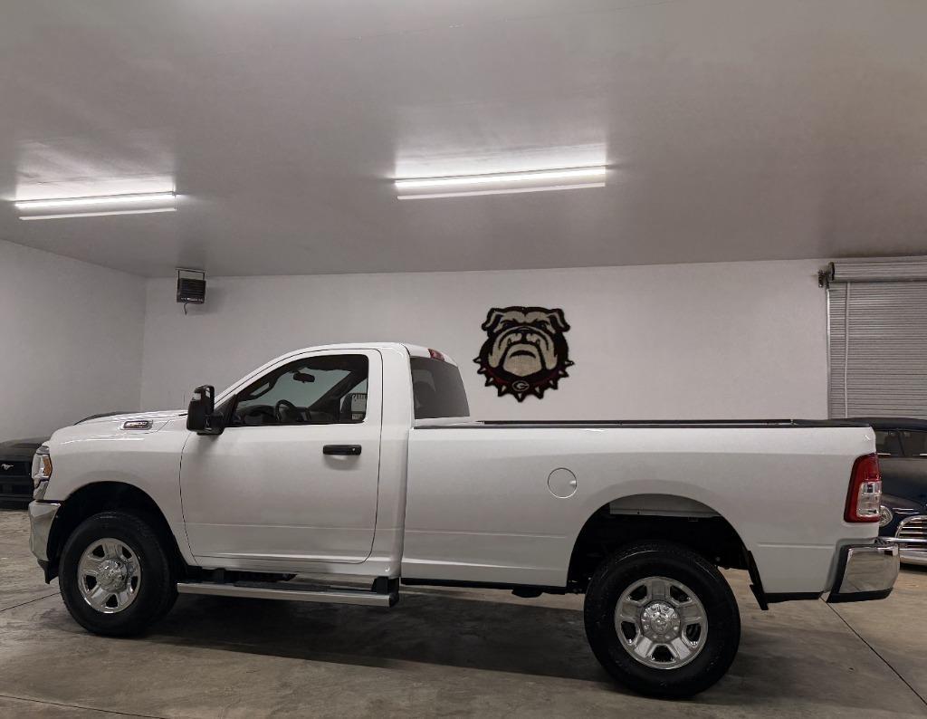 RAM 2500 ST 4WD 2024