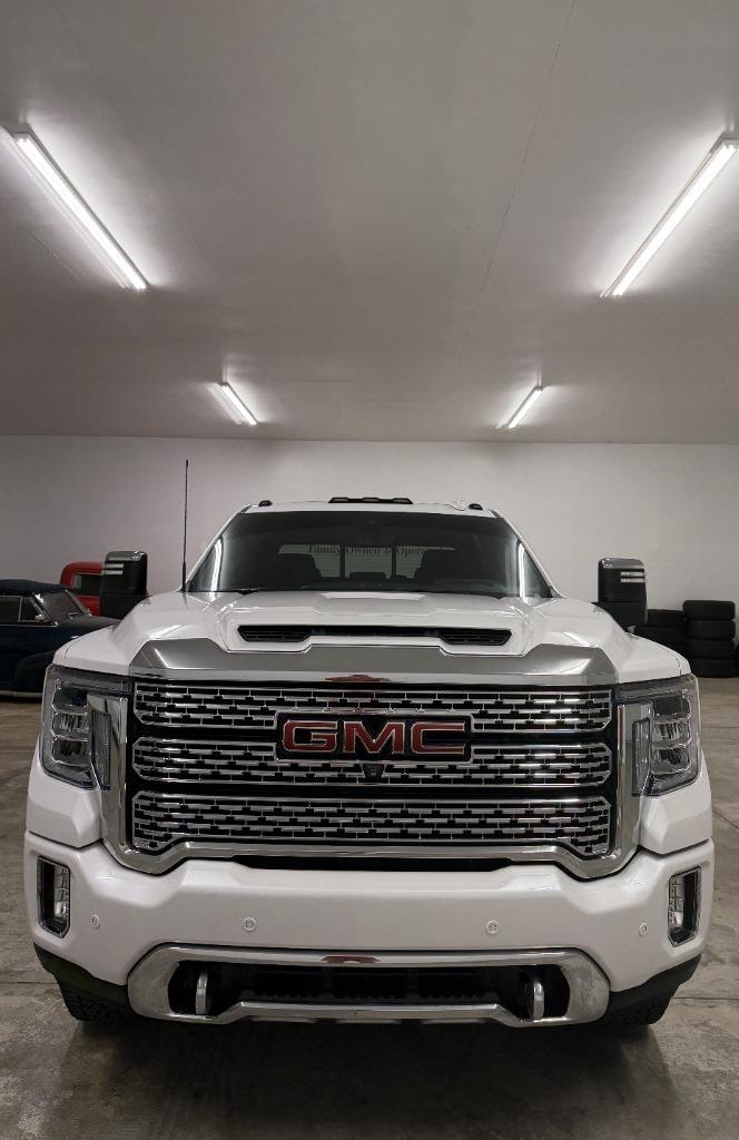 GMC Sierra 2500HD Denali Crew Cab 4WD SB 2022