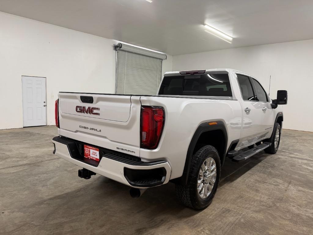 GMC Sierra 2500HD Denali Crew Cab 4WD SB 2022