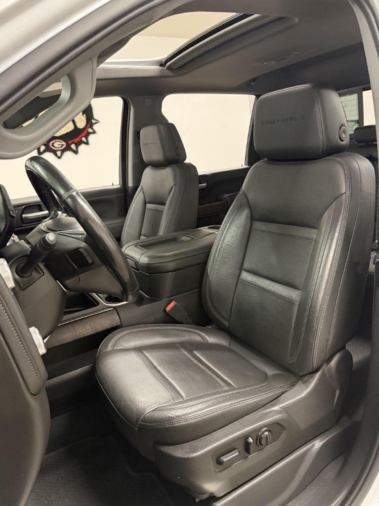 GMC Sierra 2500HD Denali Crew Cab 4WD SB 2022