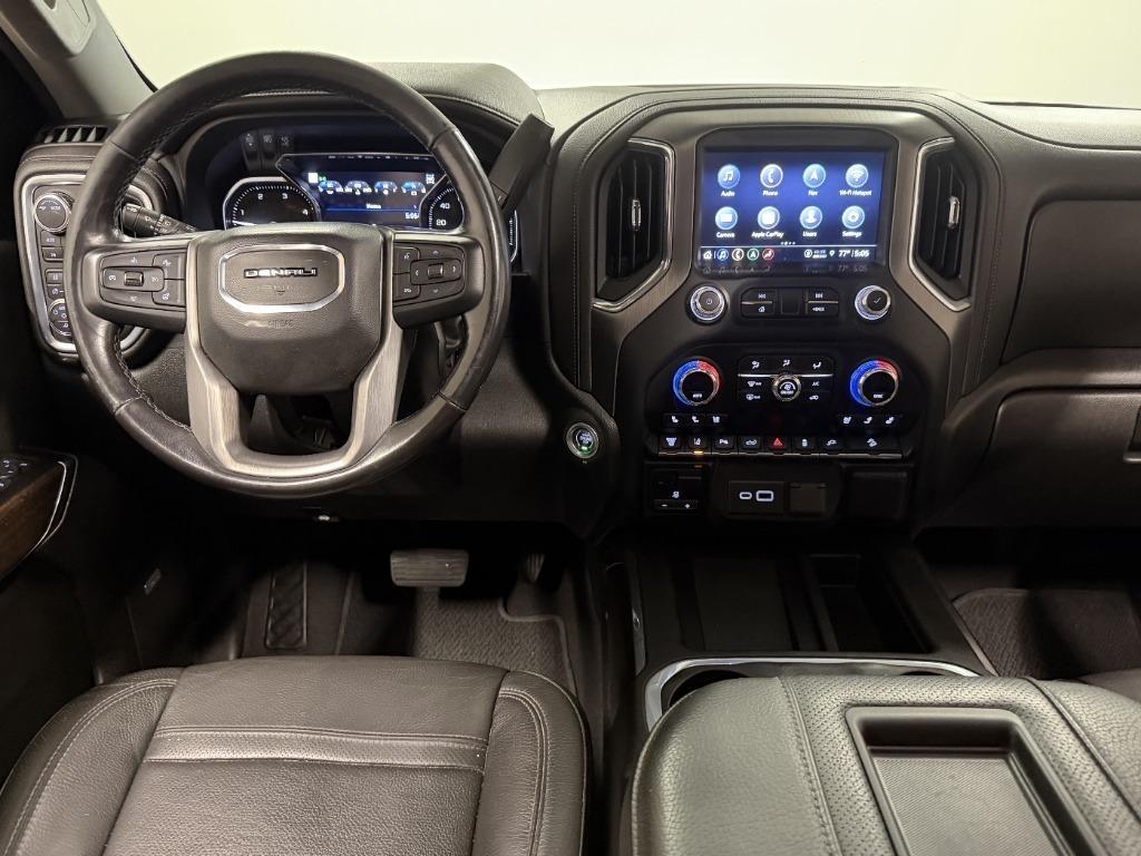 GMC Sierra 2500HD Denali Crew Cab 4WD SB 2022