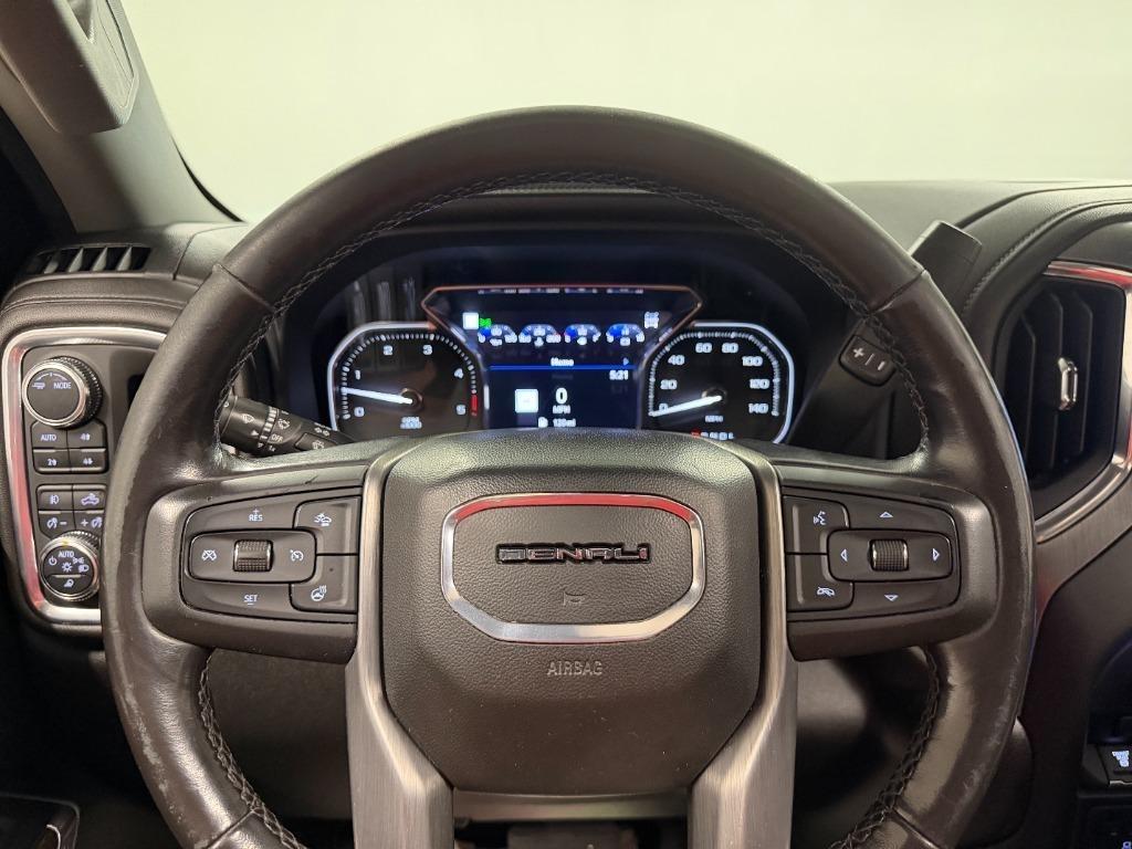 GMC Sierra 2500HD Denali Crew Cab 4WD SB 2022