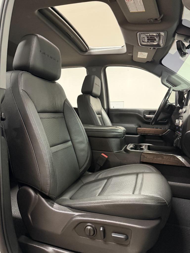 GMC Sierra 2500HD Denali Crew Cab 4WD SB 2022