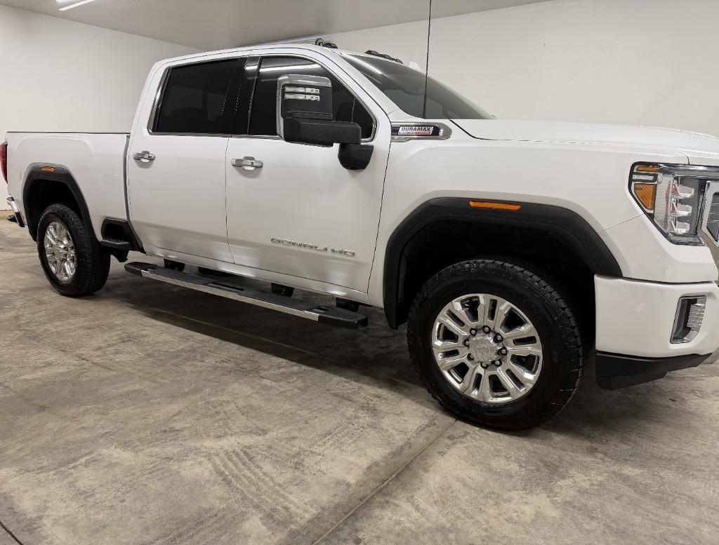 GMC Sierra 2500HD Denali Crew Cab 4WD SB 2022