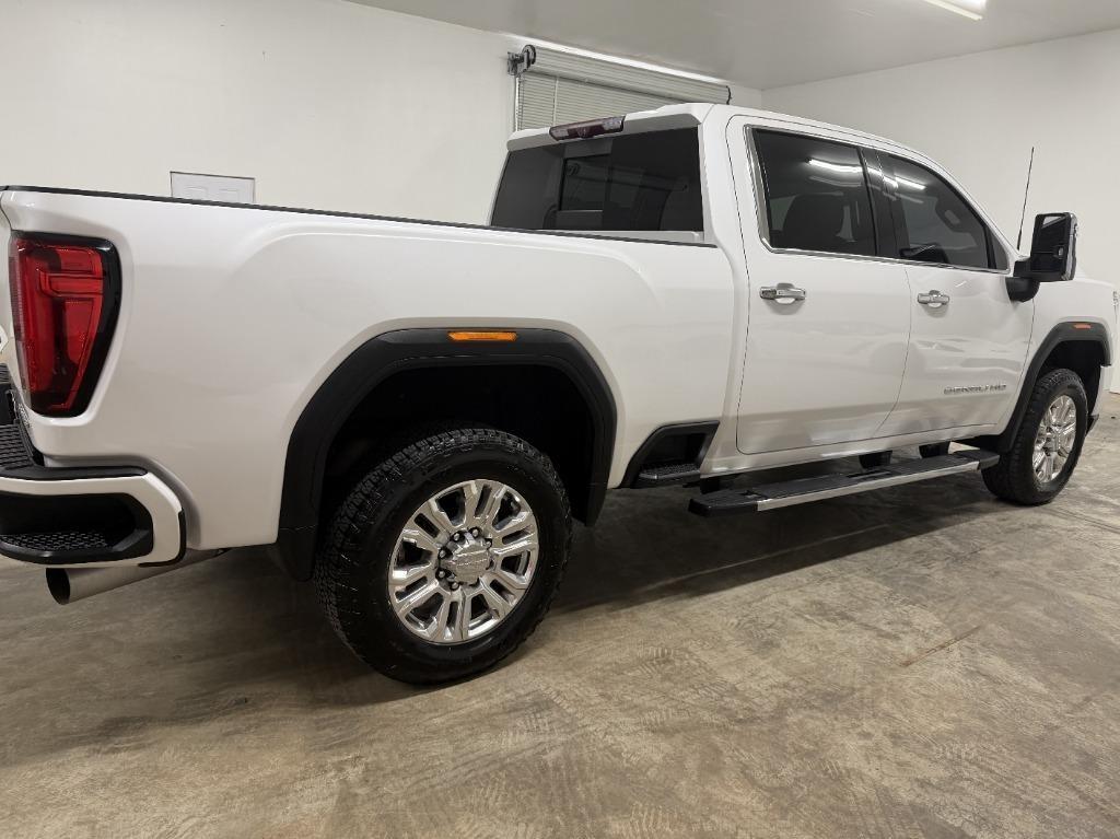 GMC Sierra 2500HD Denali Crew Cab 4WD SB 2022