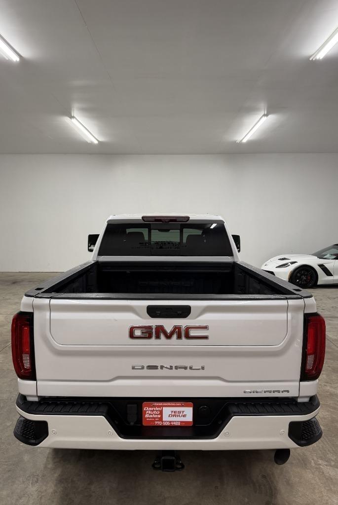GMC Sierra 2500HD Denali Crew Cab 4WD SB 2022