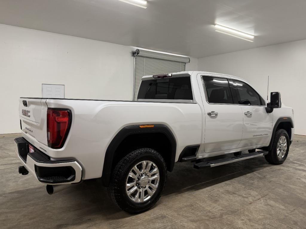 GMC Sierra 2500HD Denali Crew Cab 4WD SB 2022