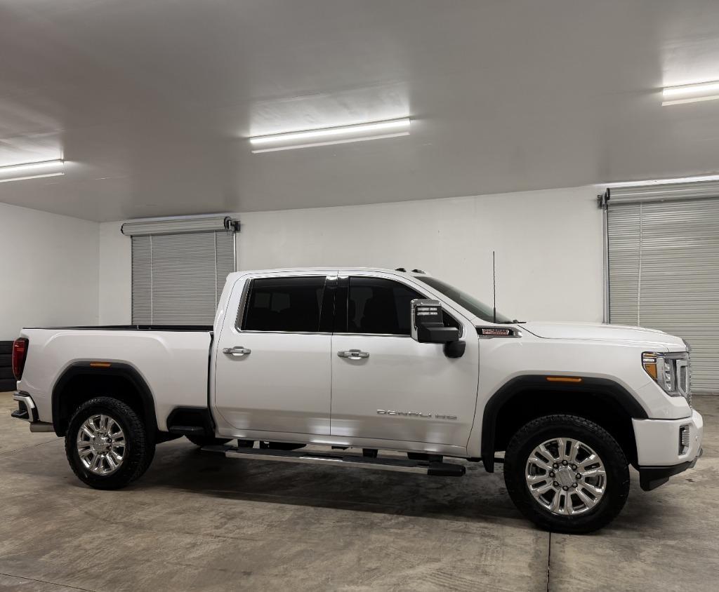 GMC Sierra 2500HD Denali Crew Cab 4WD SB 2022