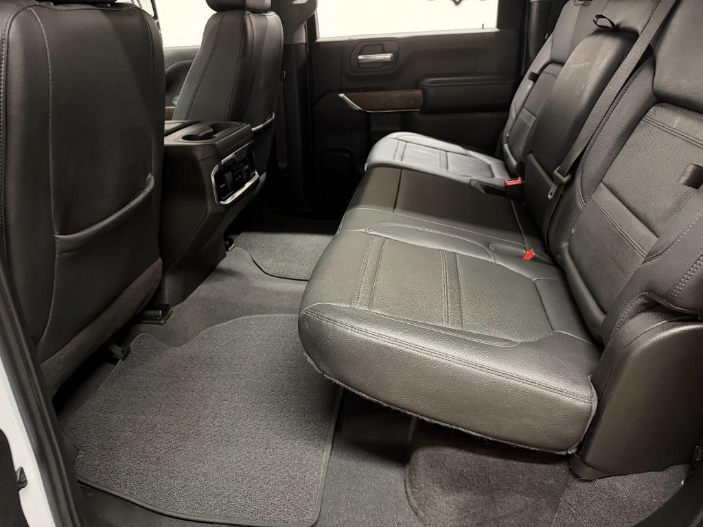 GMC Sierra 2500HD Denali Crew Cab 4WD SB 2022