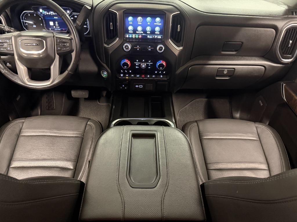 GMC Sierra 2500HD Denali Crew Cab 4WD SB 2022