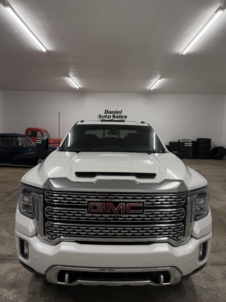 GMC Sierra 2500HD Denali Crew Cab 4WD SB 2022