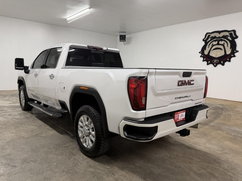 GMC Sierra 2500HD Denali Crew Cab 4WD SB 2022