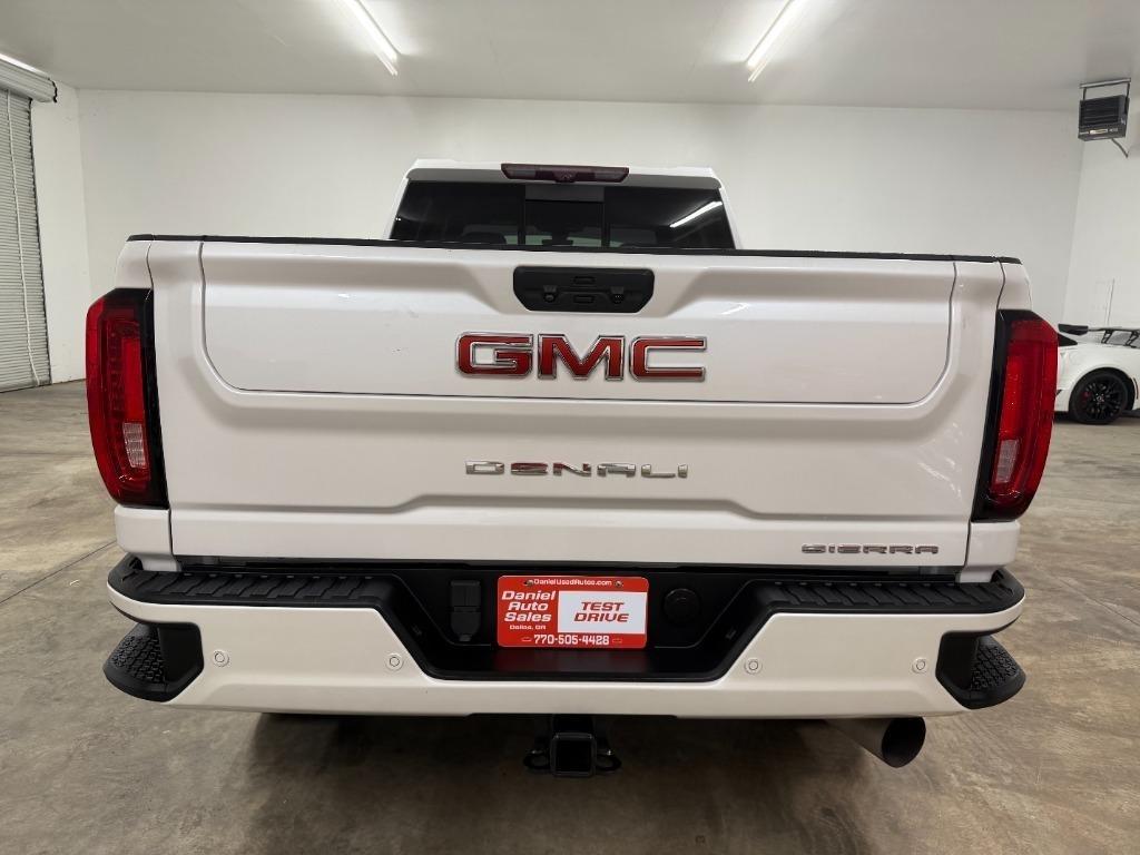 GMC Sierra 2500HD Denali Crew Cab 4WD SB 2022
