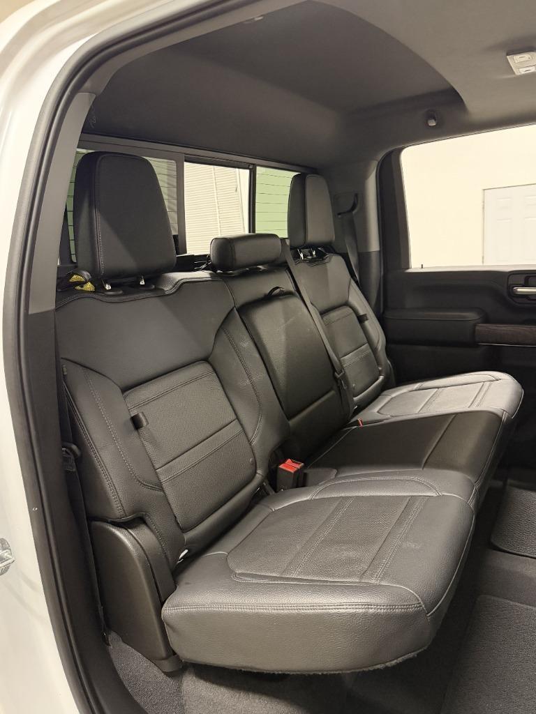 GMC Sierra 2500HD Denali Crew Cab 4WD SB 2022