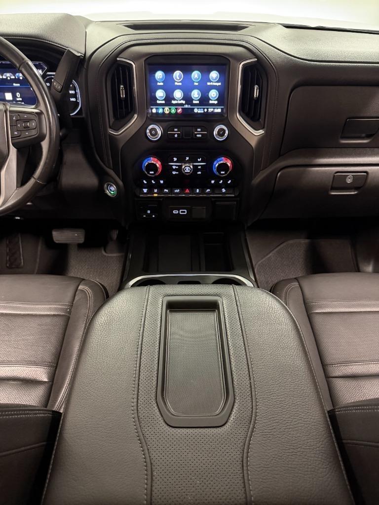 GMC Sierra 2500HD Denali Crew Cab 4WD SB 2022