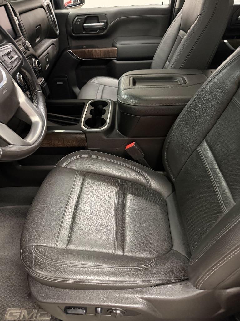 GMC Sierra 2500HD Denali Crew Cab 4WD SB 2022