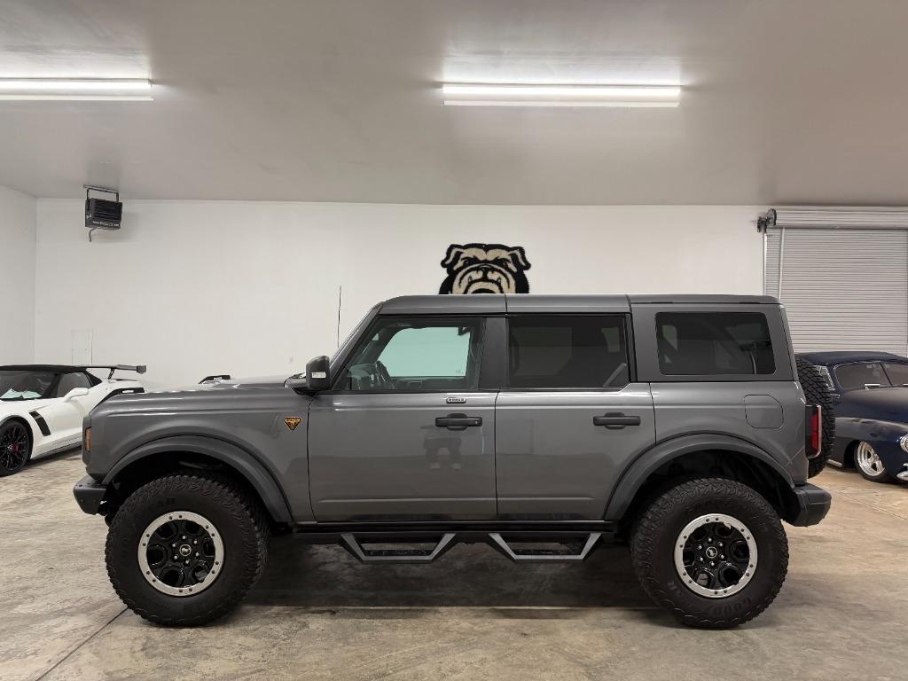 Ford Bronco Big Bend 4-Door w/Advanced 2023