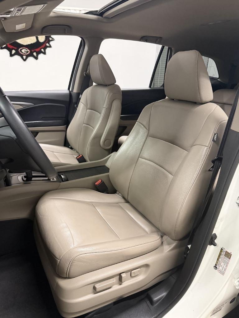 Honda Pilot EX-L w/Navigation 2017