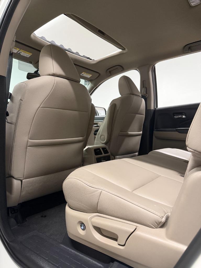 Honda Pilot EX-L w/Navigation 2017