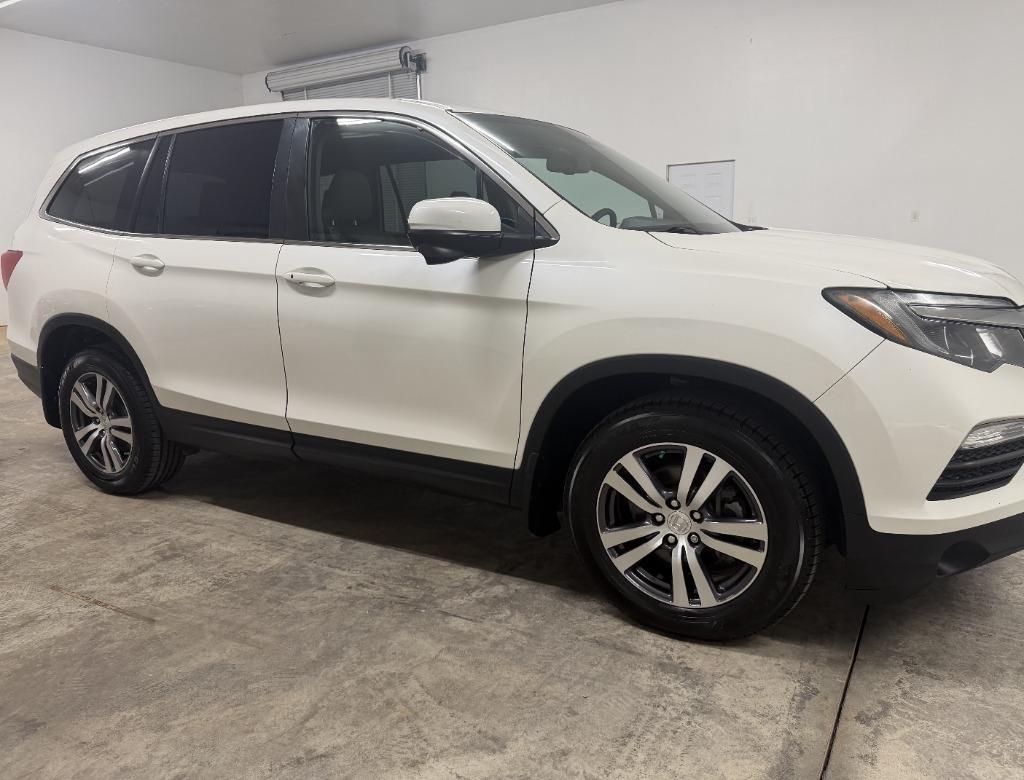 Honda Pilot EX-L w/Navigation 2017