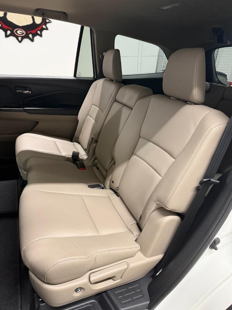 Honda Pilot EX-L w/Navigation 2017