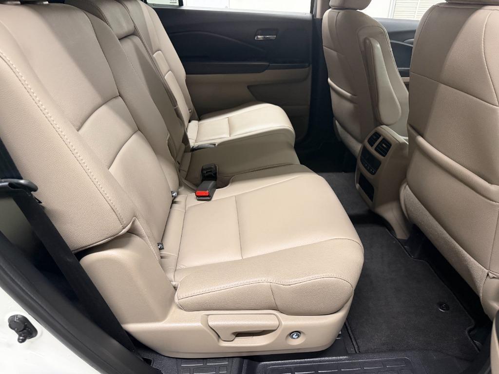 Honda Pilot EX-L w/Navigation 2017