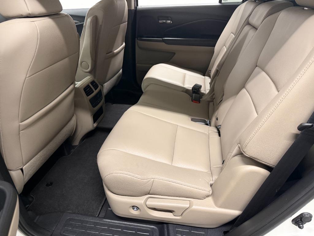 Honda Pilot EX-L w/Navigation 2017