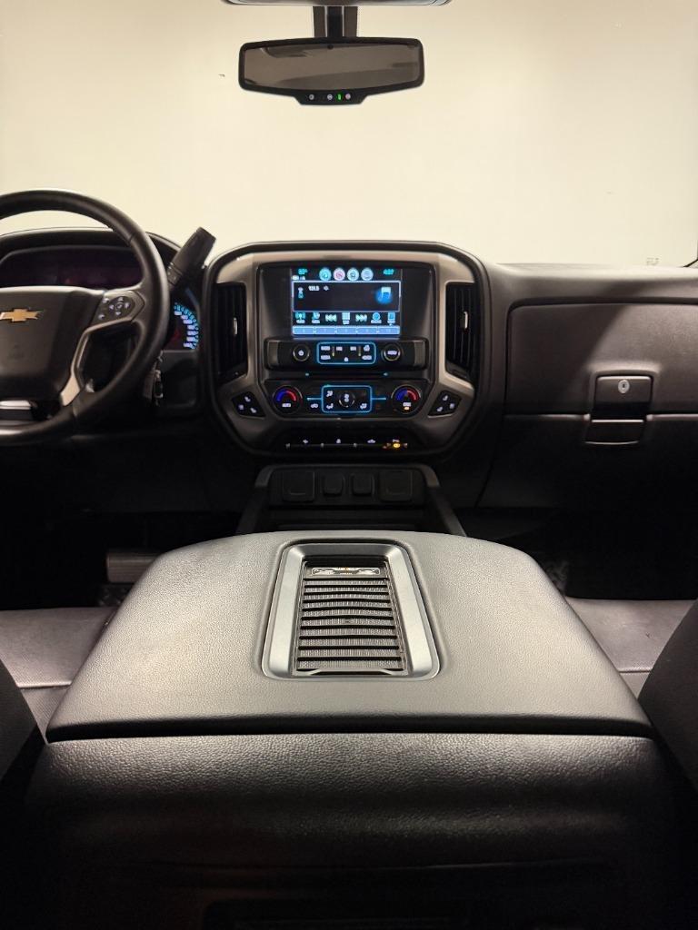 Chevrolet Silverado 1500 LTZ Crew Cab 4WD 2018
