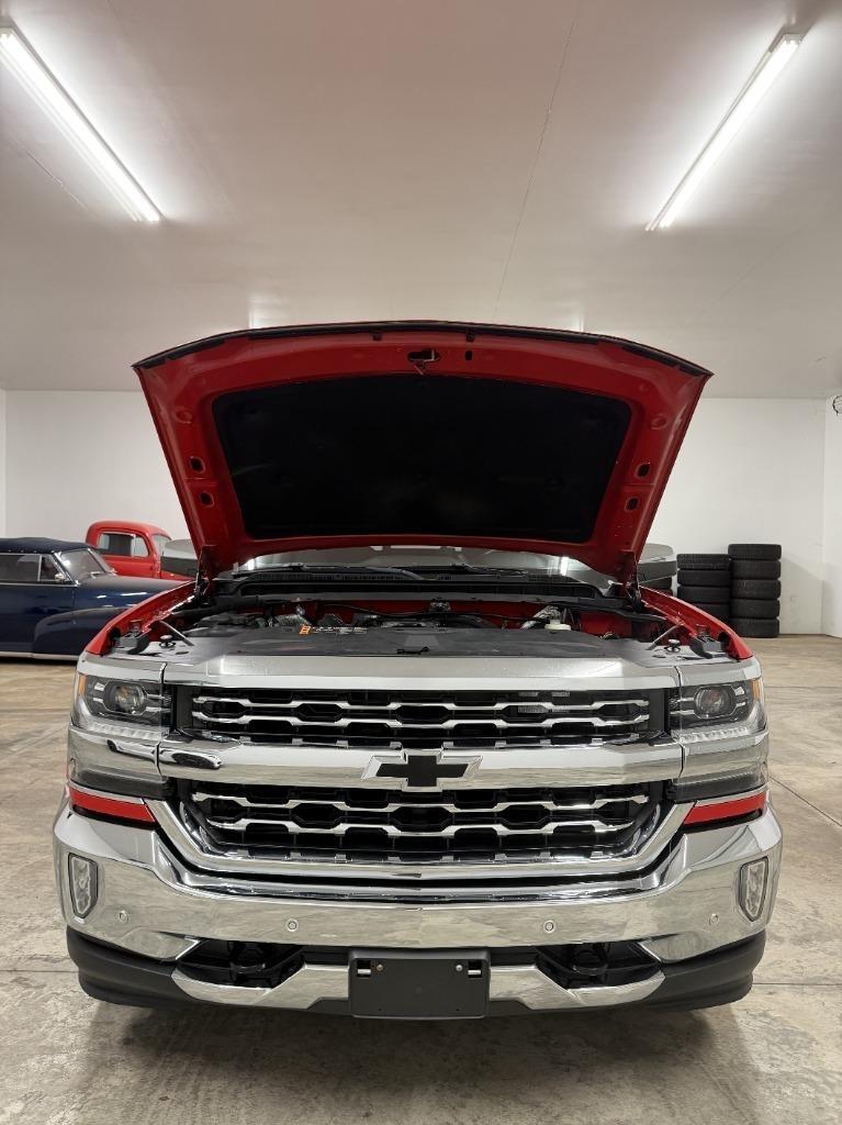Chevrolet Silverado 1500 LTZ Crew Cab 4WD 2018