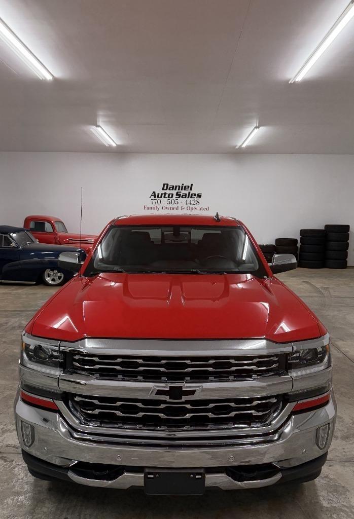 Chevrolet Silverado 1500 LTZ Crew Cab 4WD 2018