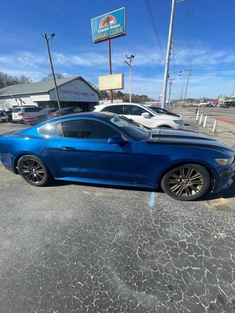 Ford Mustang V6 Coupe 2017