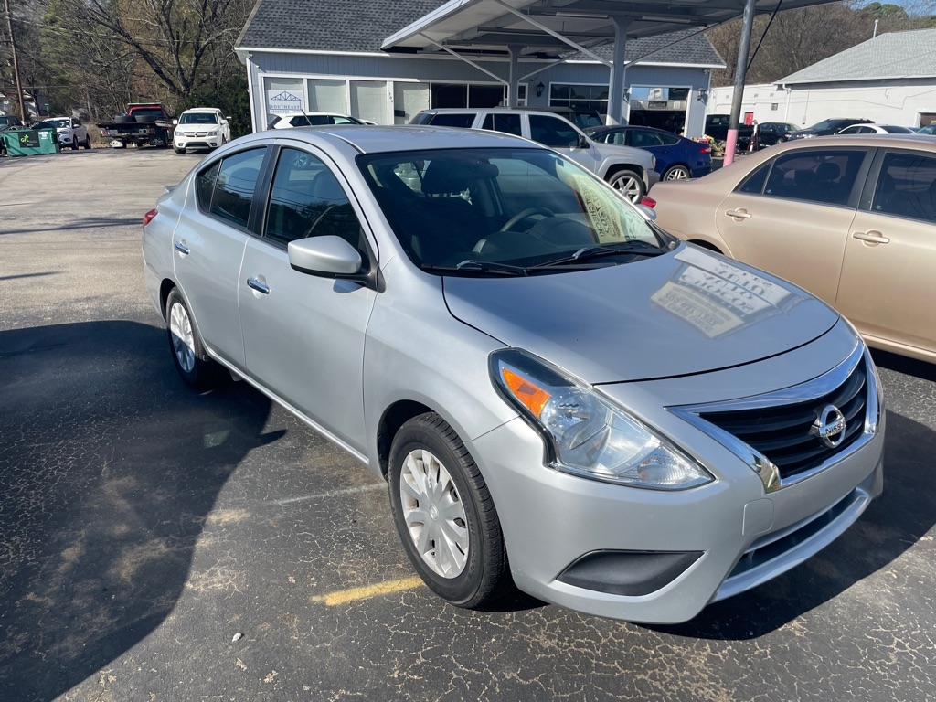 Nissan Versa 1.6 S 5M 2019