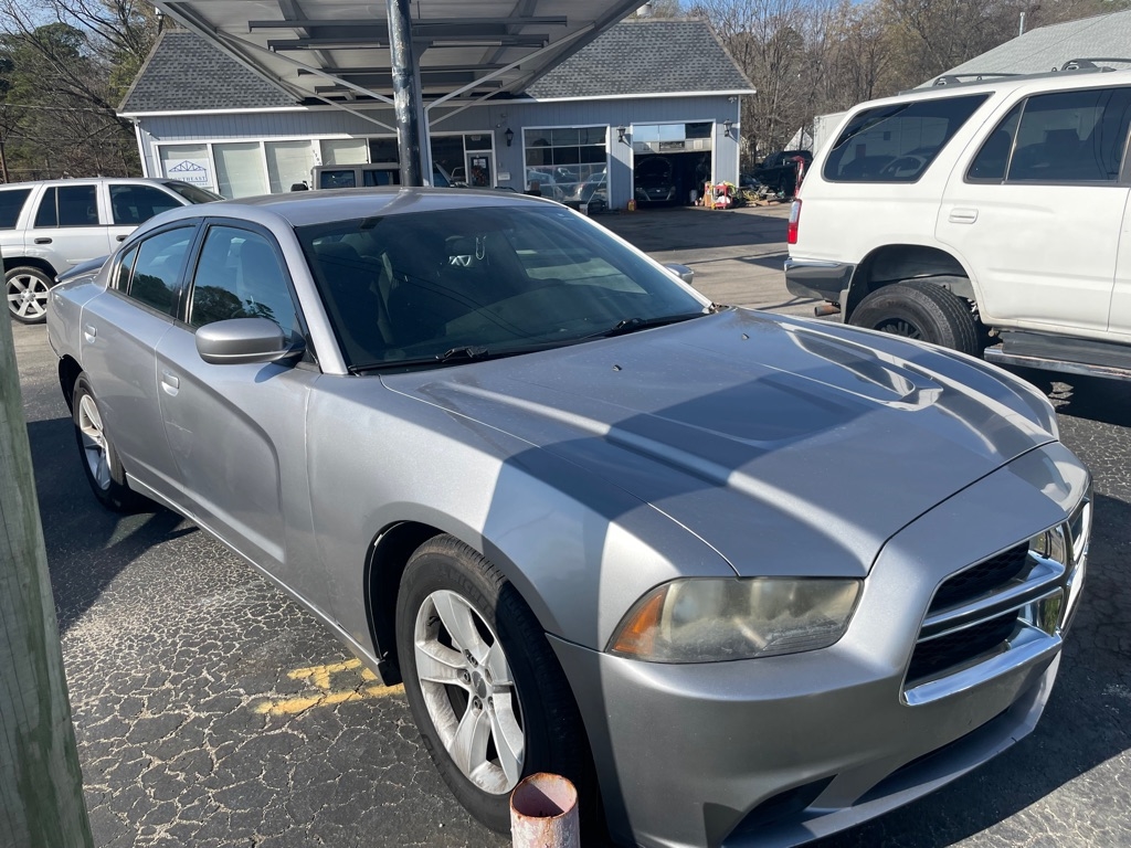 Dodge Charger SE 2013
